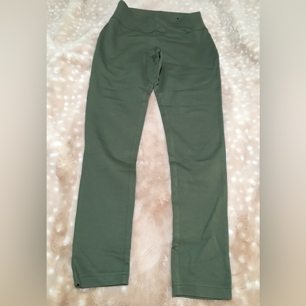 NWOT International Concepts Ponte Olive Green Pull-On Leggings